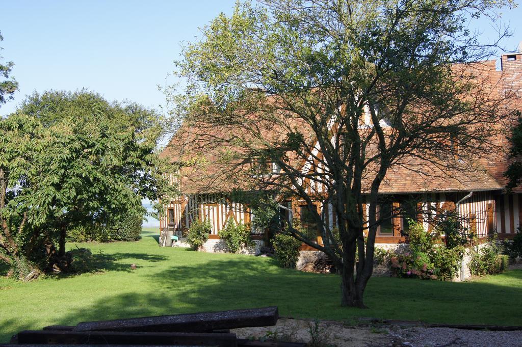 "La Girelle, Bord De Mer" Bed & Breakfast Honfleur Exterior photo