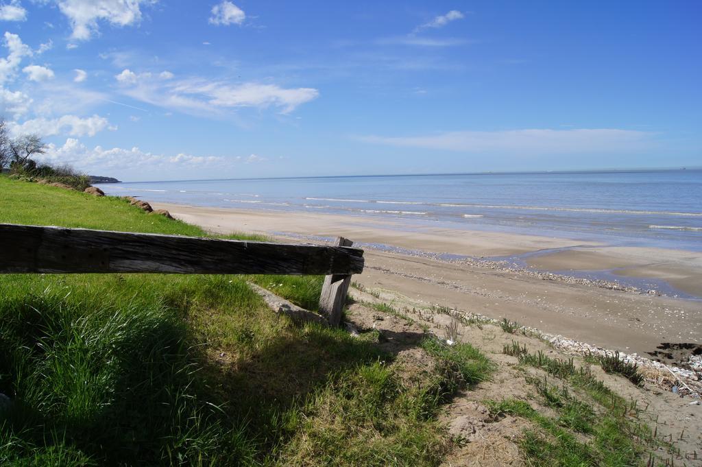 "La Girelle, Bord De Mer" Bed & Breakfast Honfleur Exterior photo